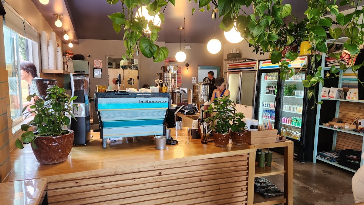 Hola Adios Coffeeshop